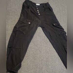 Lioness black silky button front cargo pants sz Medium